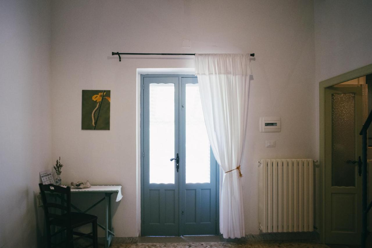 Il Melograno Bed & Breakfast เชจลีเมสซาปิกา ภายนอก รูปภาพ